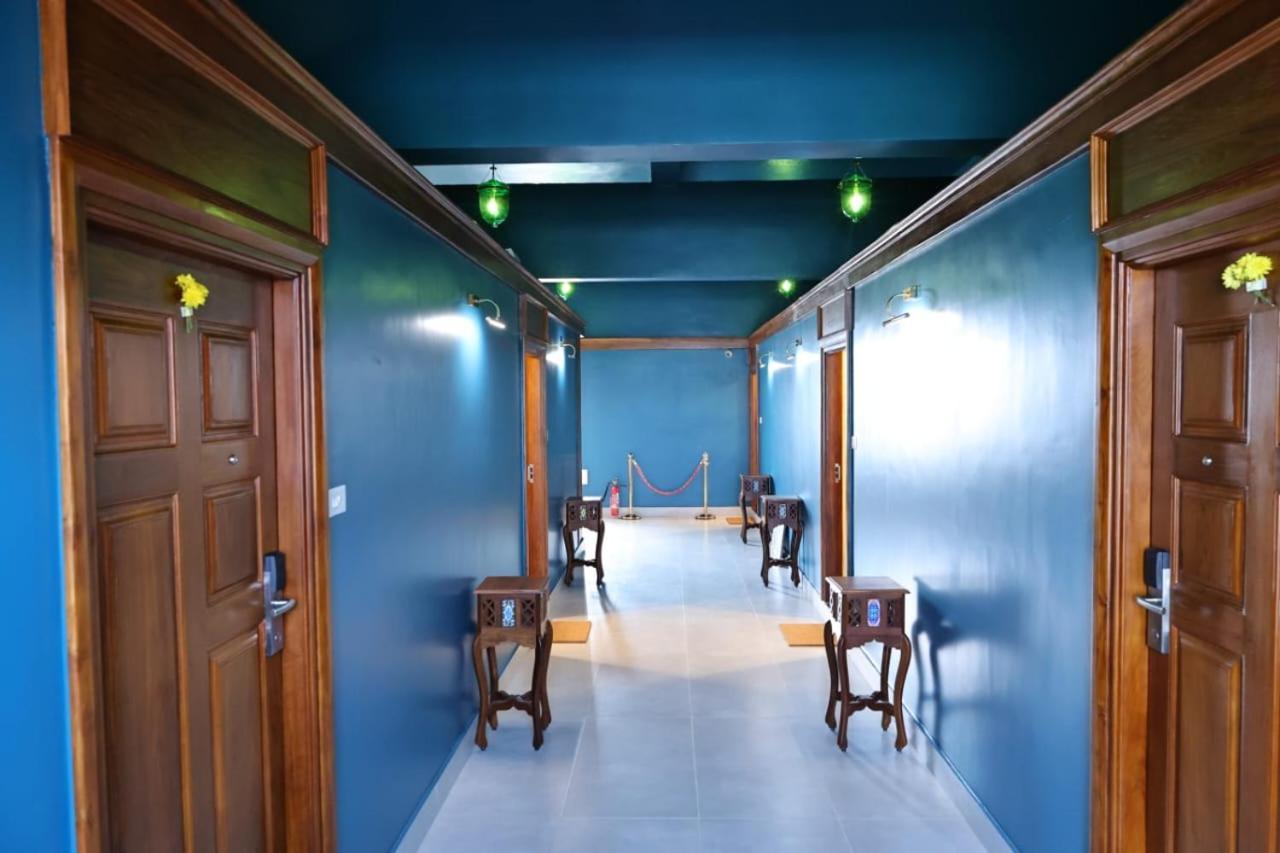 Le Colonial Suites Пондичерри Экстерьер фото
