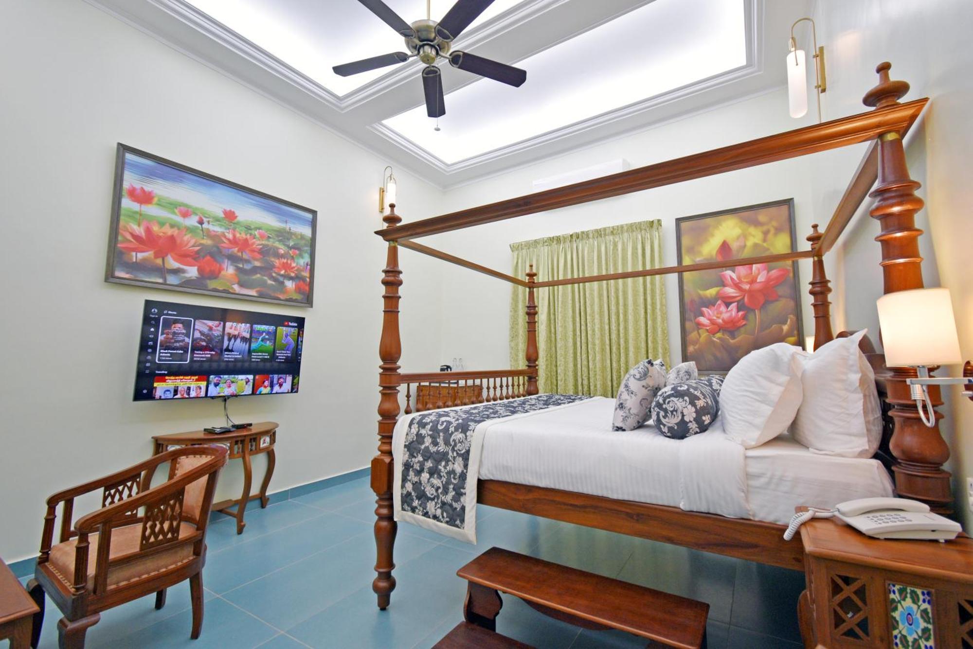 Le Colonial Suites Пондичерри Экстерьер фото